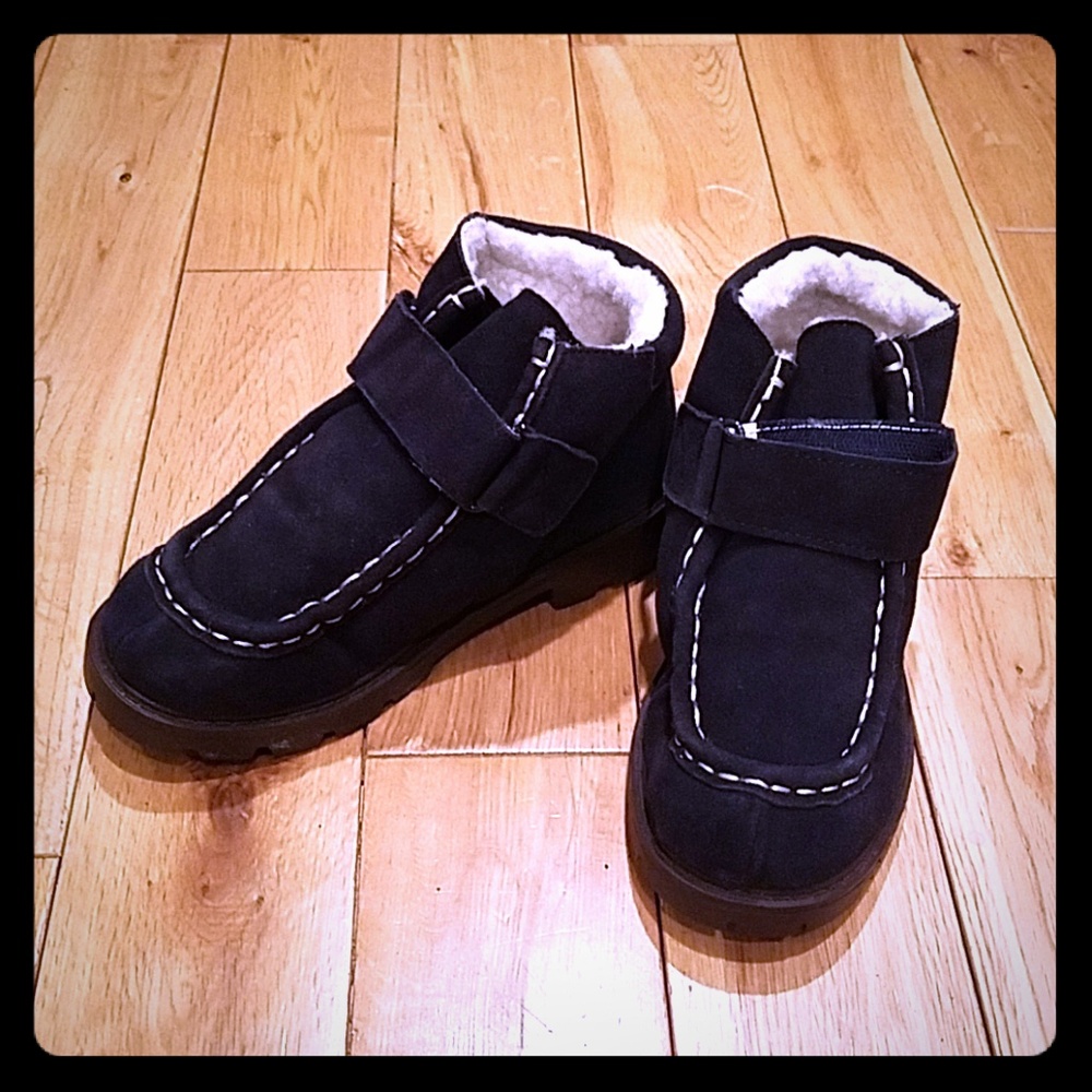 New pediped Navy Suede Lines Boots